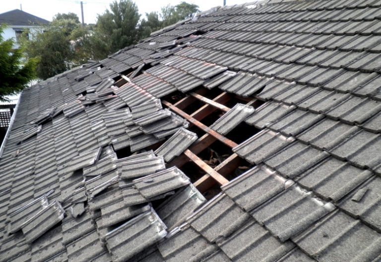 How to Identify Signs of Roof Damage After a Storm?