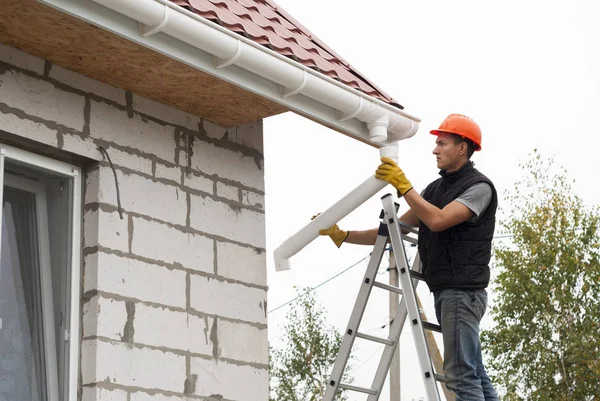 What is the Typical Cost to Install New Gutters in Texas and Cities