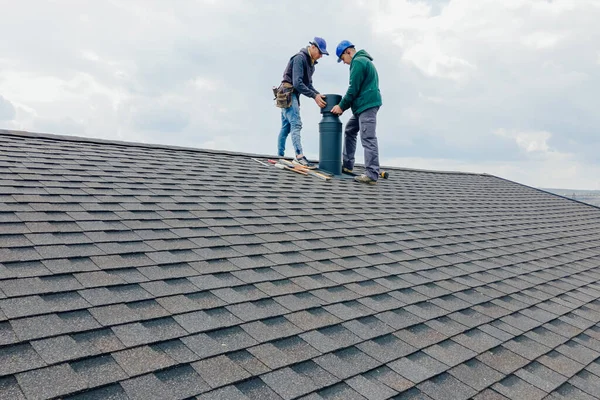 Requirements to Become a Licensed Roofer in Texas