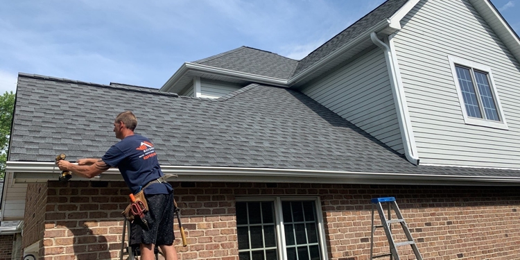 How To Choose The Right Roofing Contractor